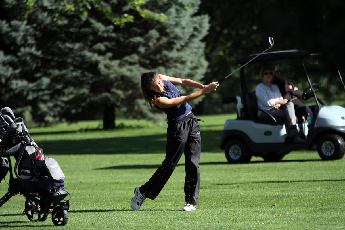 York District Girls Golf (13).jpg